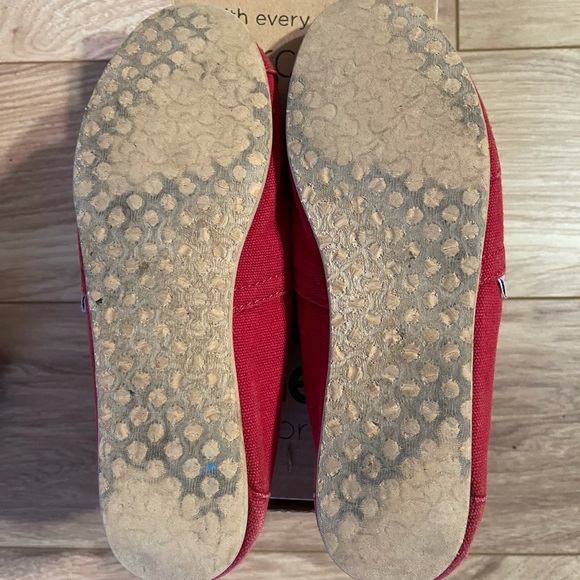 Red TOMS Classic Alpargata 1.0 Solid Canvas Flat - Picture 3 of 7